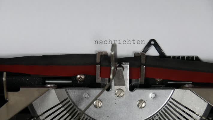 484_Nachrichten_Schreibmaschine