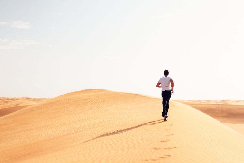 Joggen in Wüste 20140313-1427